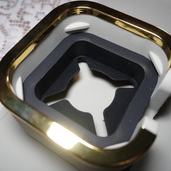 Amazon Beige Gold Silicone Arm Rest Cup Holder Organizer - Picture 3 of 6